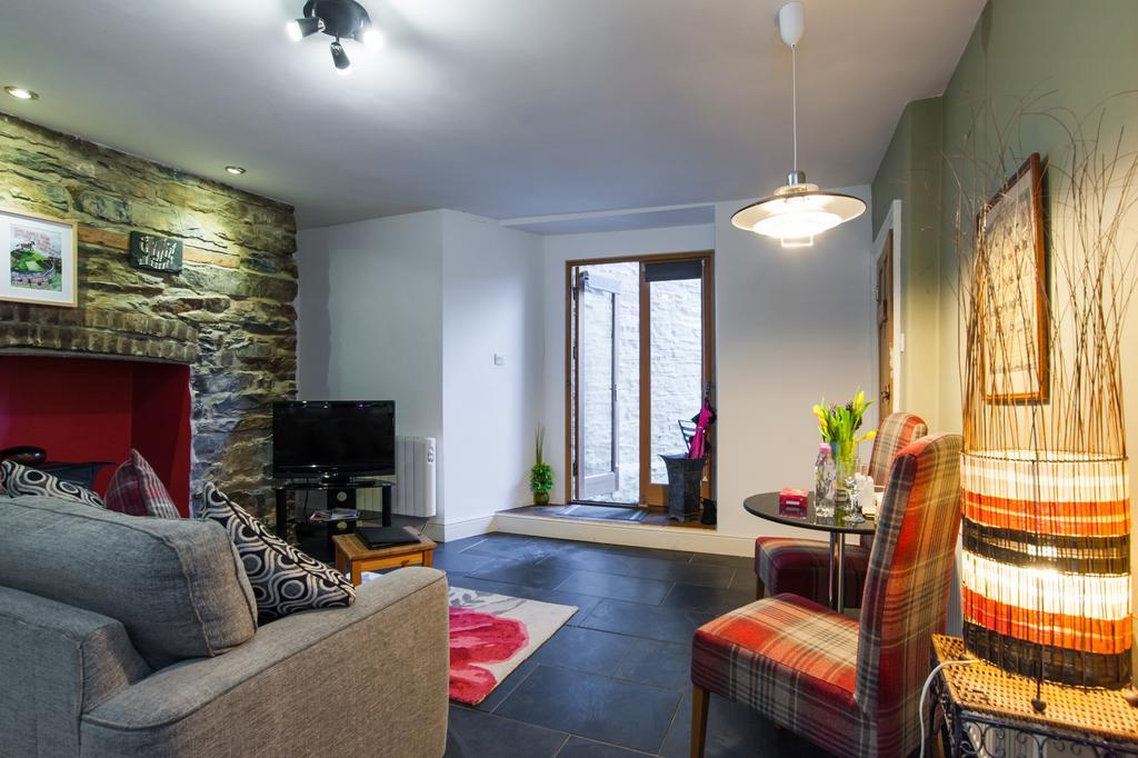 Cwtch Apartment By The Sea Aberystwyth Ngoại thất bức ảnh